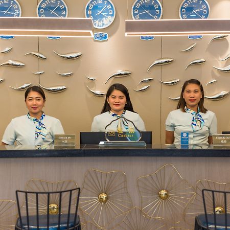 Erus Suites Hotel Boracay Manoc-Manoc Buitenkant foto