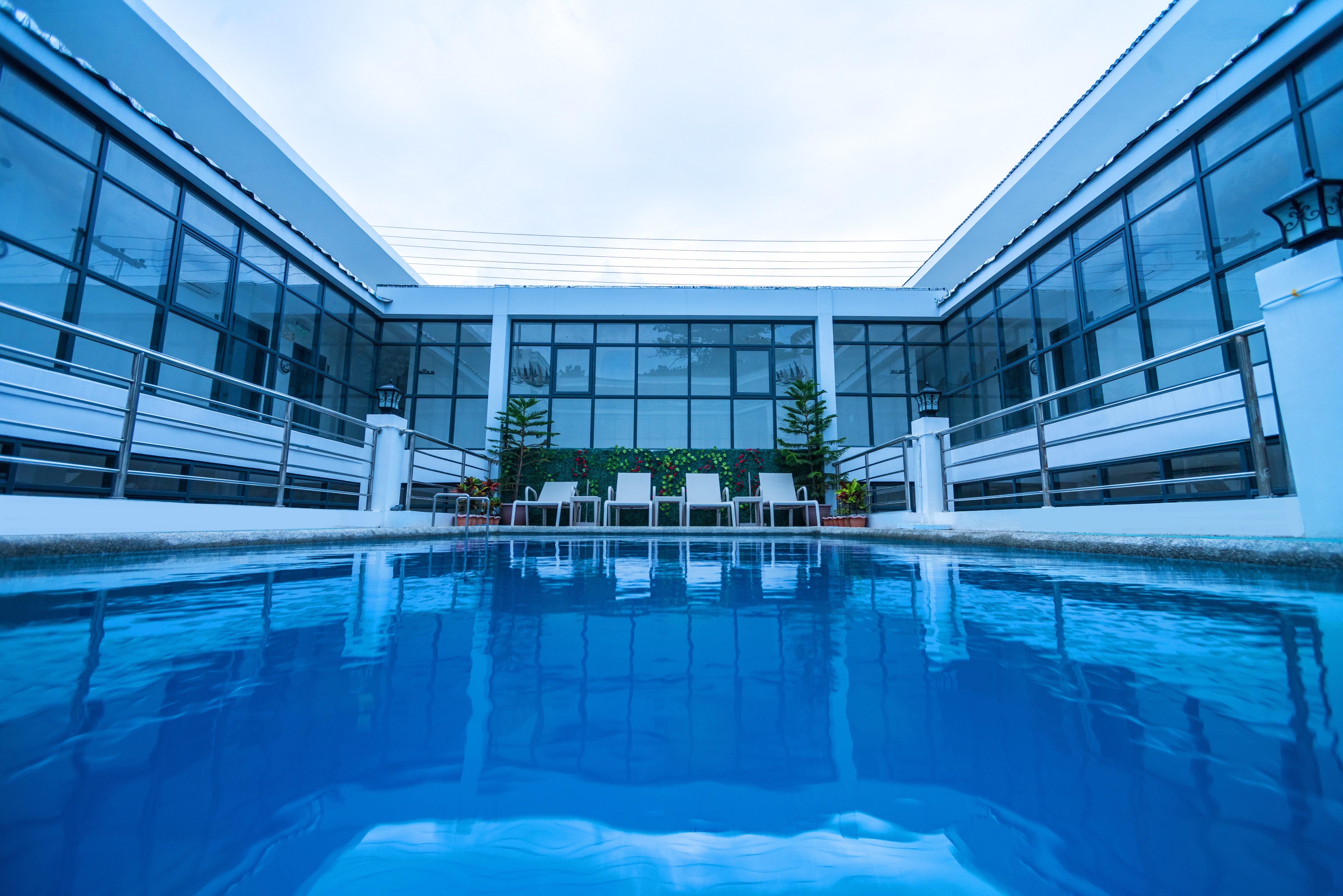 Erus Suites Hotel Boracay Manoc-Manoc Buitenkant foto
