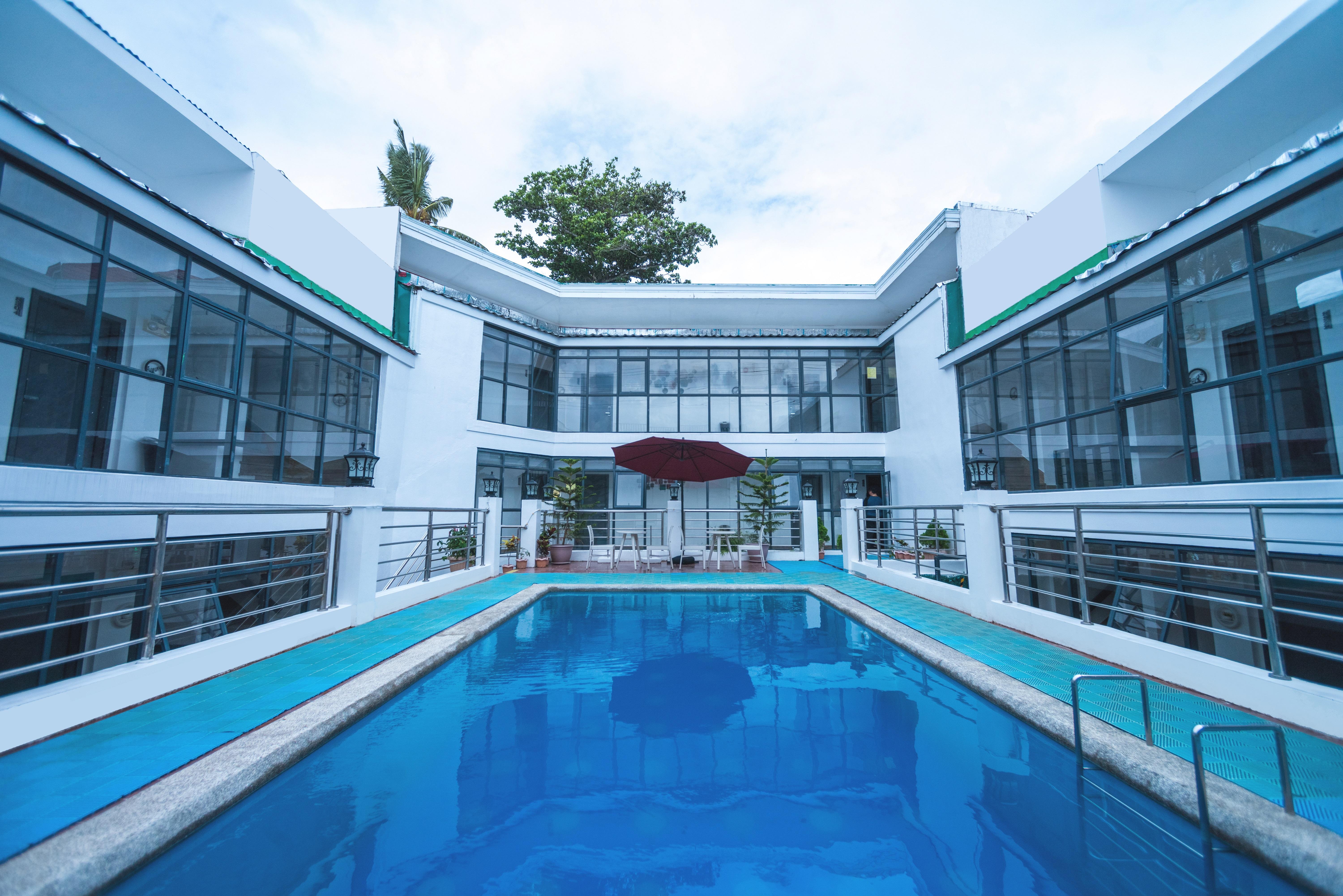 Erus Suites Hotel Boracay Manoc-Manoc Buitenkant foto