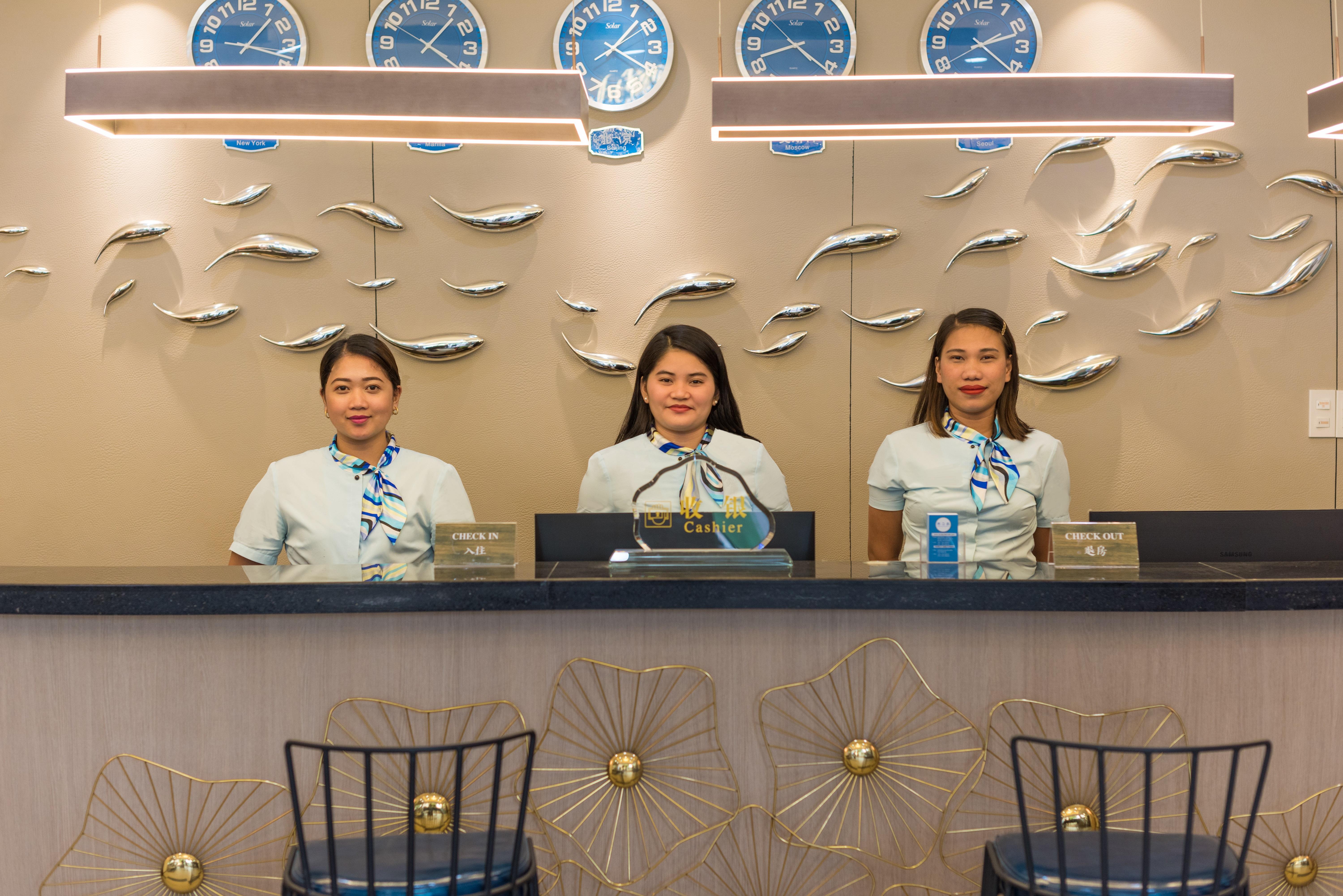 Erus Suites Hotel Boracay Manoc-Manoc Buitenkant foto