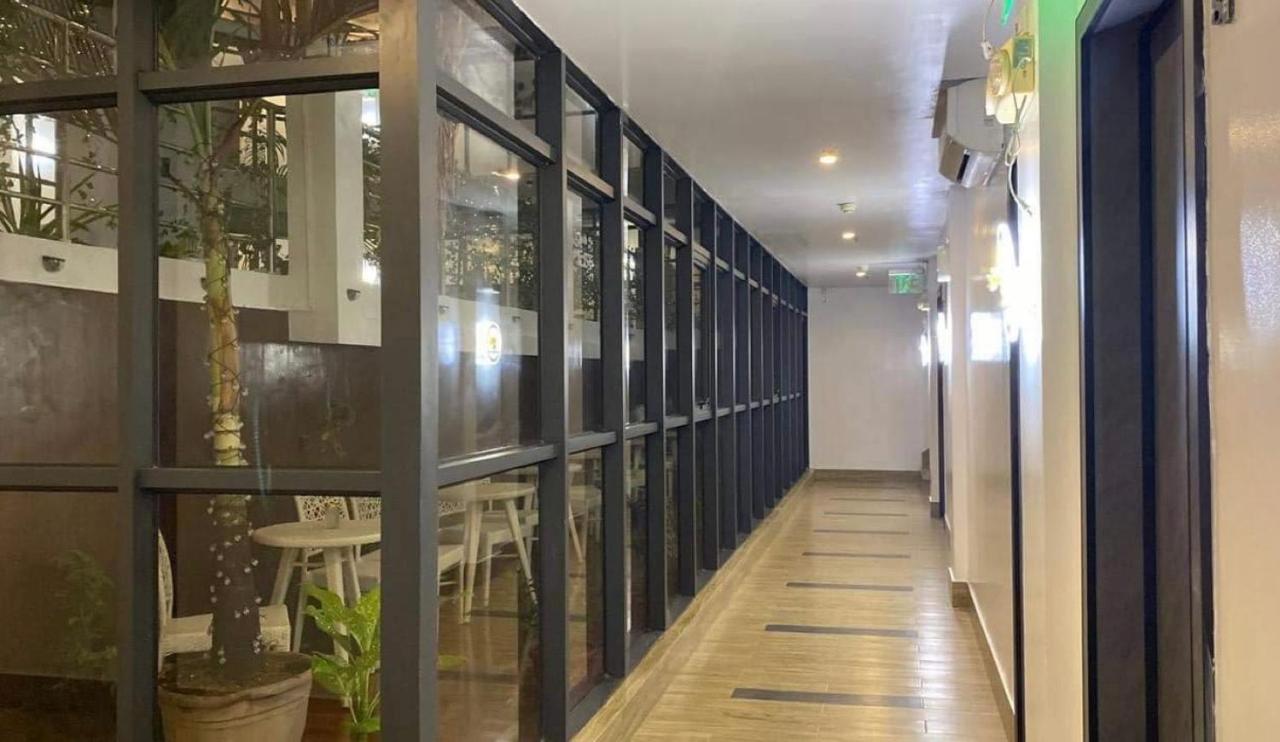 Erus Suites Hotel Boracay Manoc-Manoc Buitenkant foto