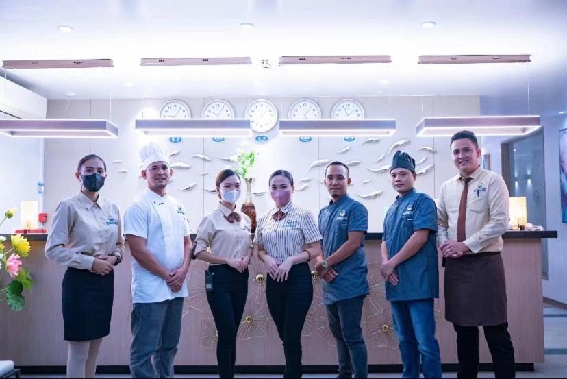 Erus Suites Hotel Boracay Manoc-Manoc Buitenkant foto