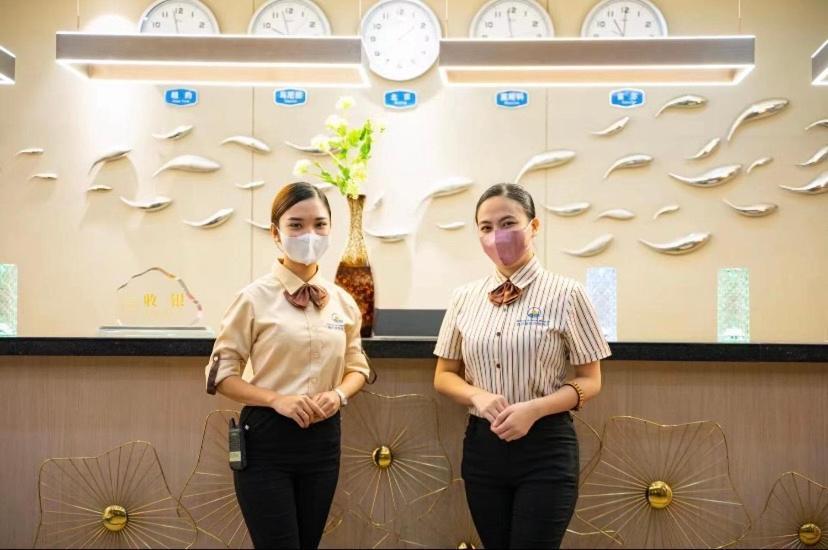 Erus Suites Hotel Boracay Manoc-Manoc Buitenkant foto