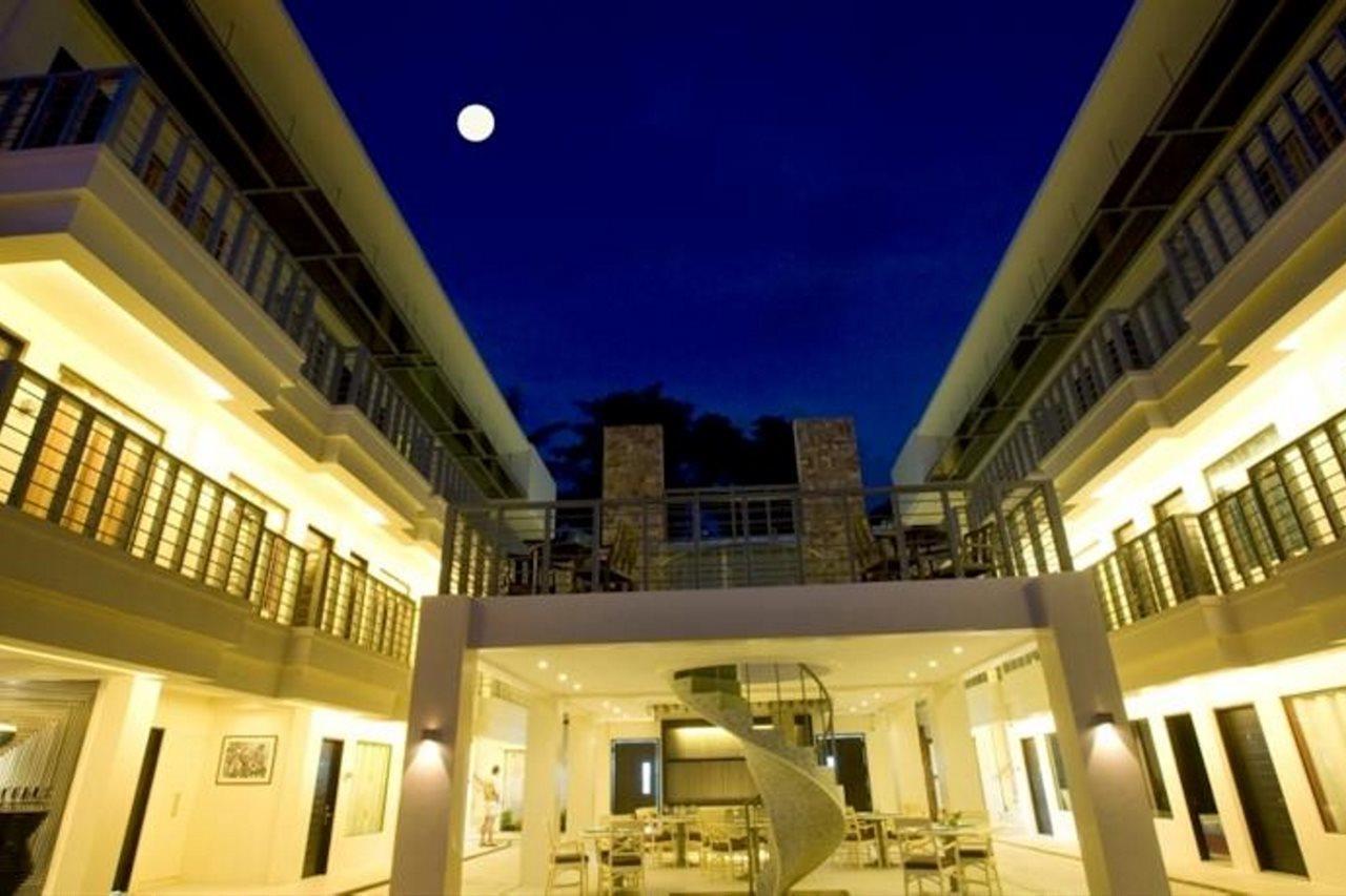 Erus Suites Hotel Boracay Manoc-Manoc Buitenkant foto