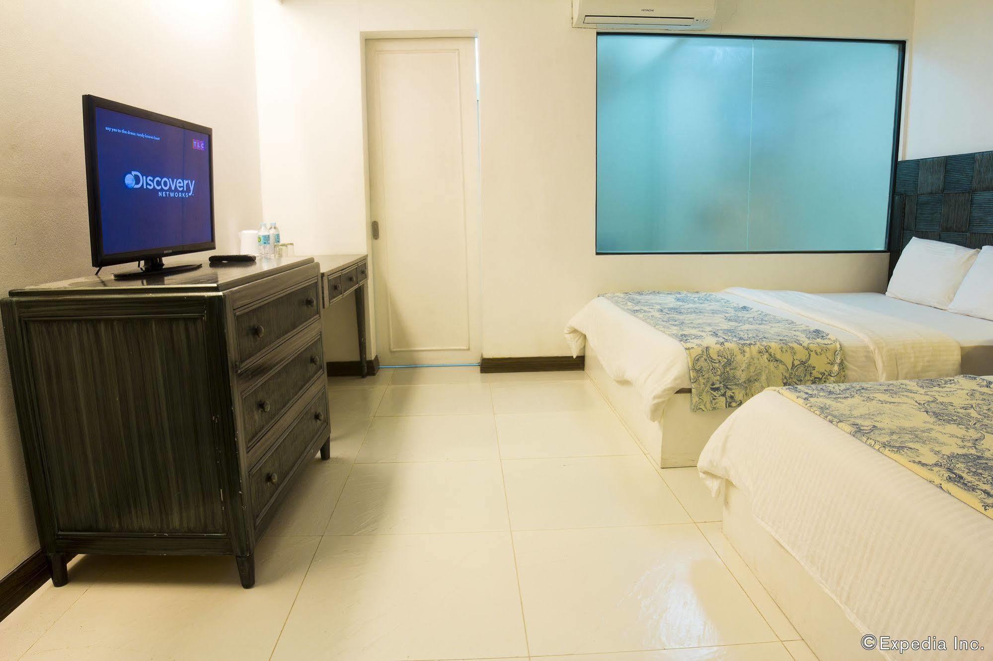 Erus Suites Hotel Boracay Manoc-Manoc Buitenkant foto